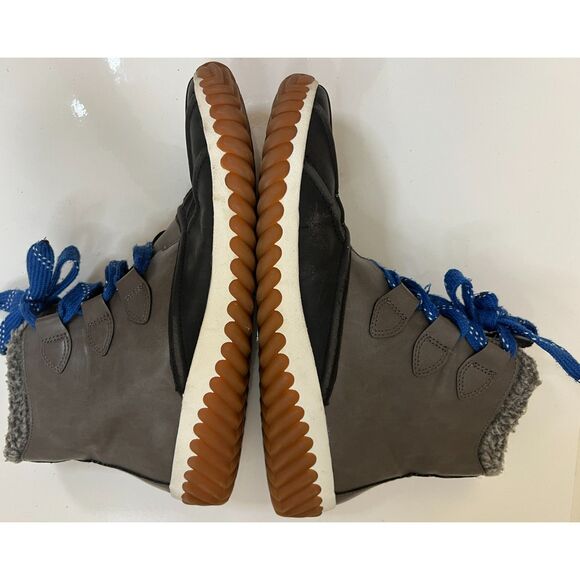 Skechers Jagged Pond Duck Boots. Size 10(W) - Picture 6 of 9